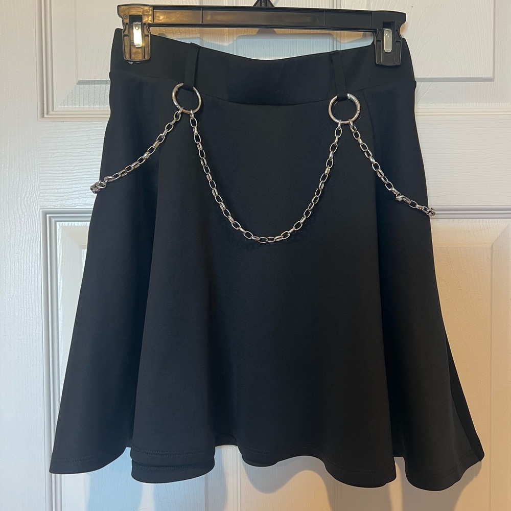 Black Chain-Embellished Skirt cute and Stylish
